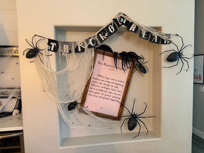 Halloween decorating